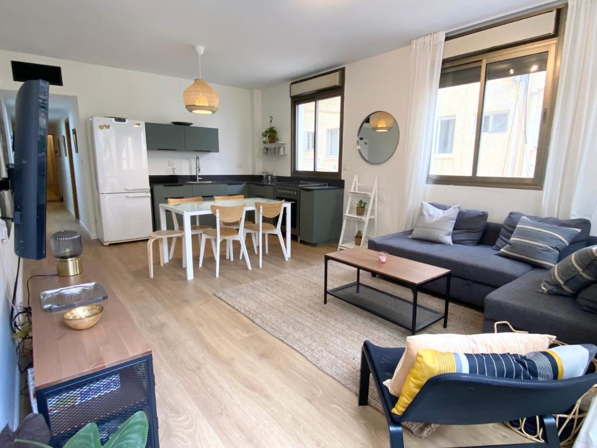 Sea Suites Tel Aviv Esterno foto