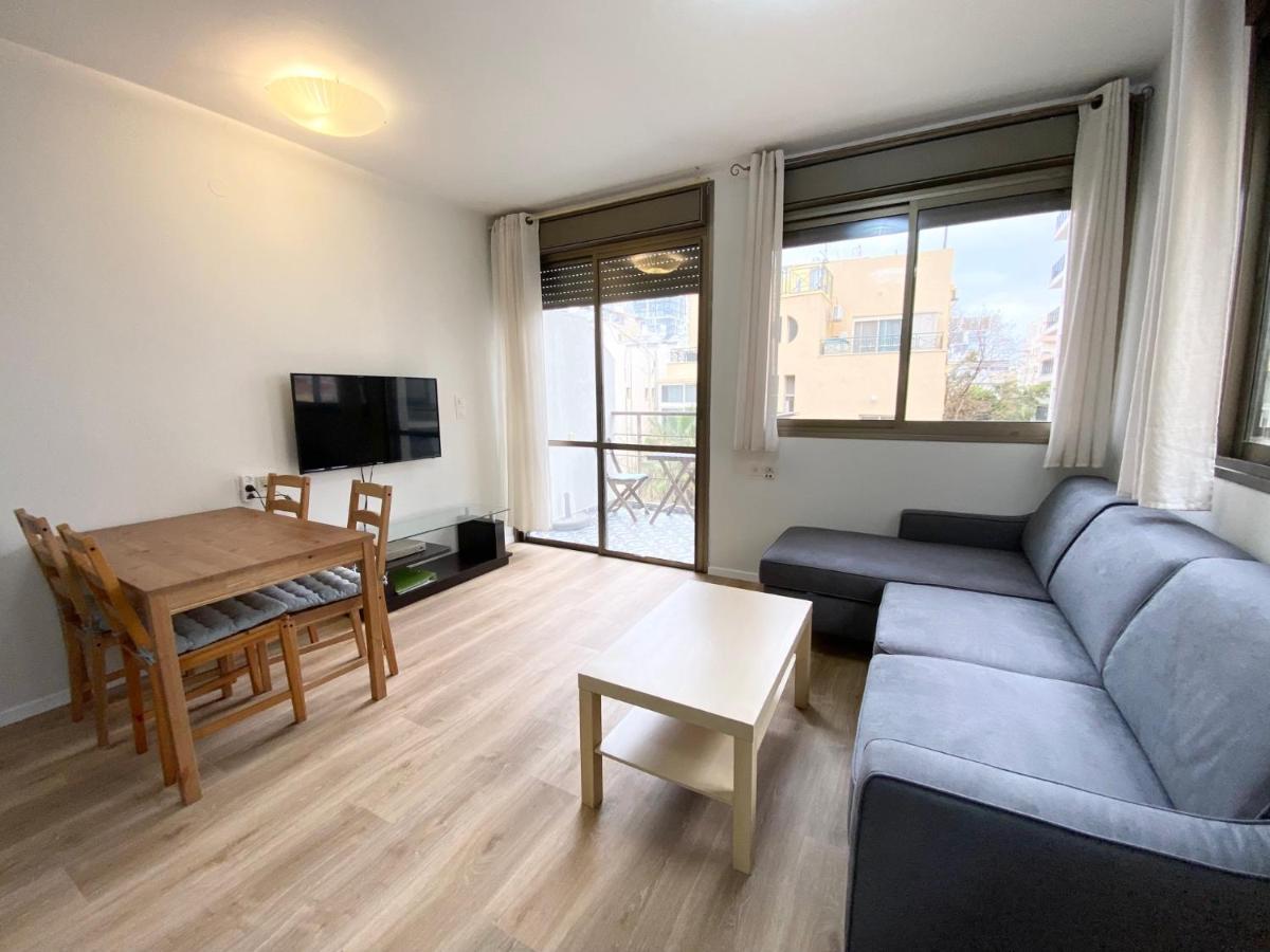 Sea Suites Tel Aviv Esterno foto