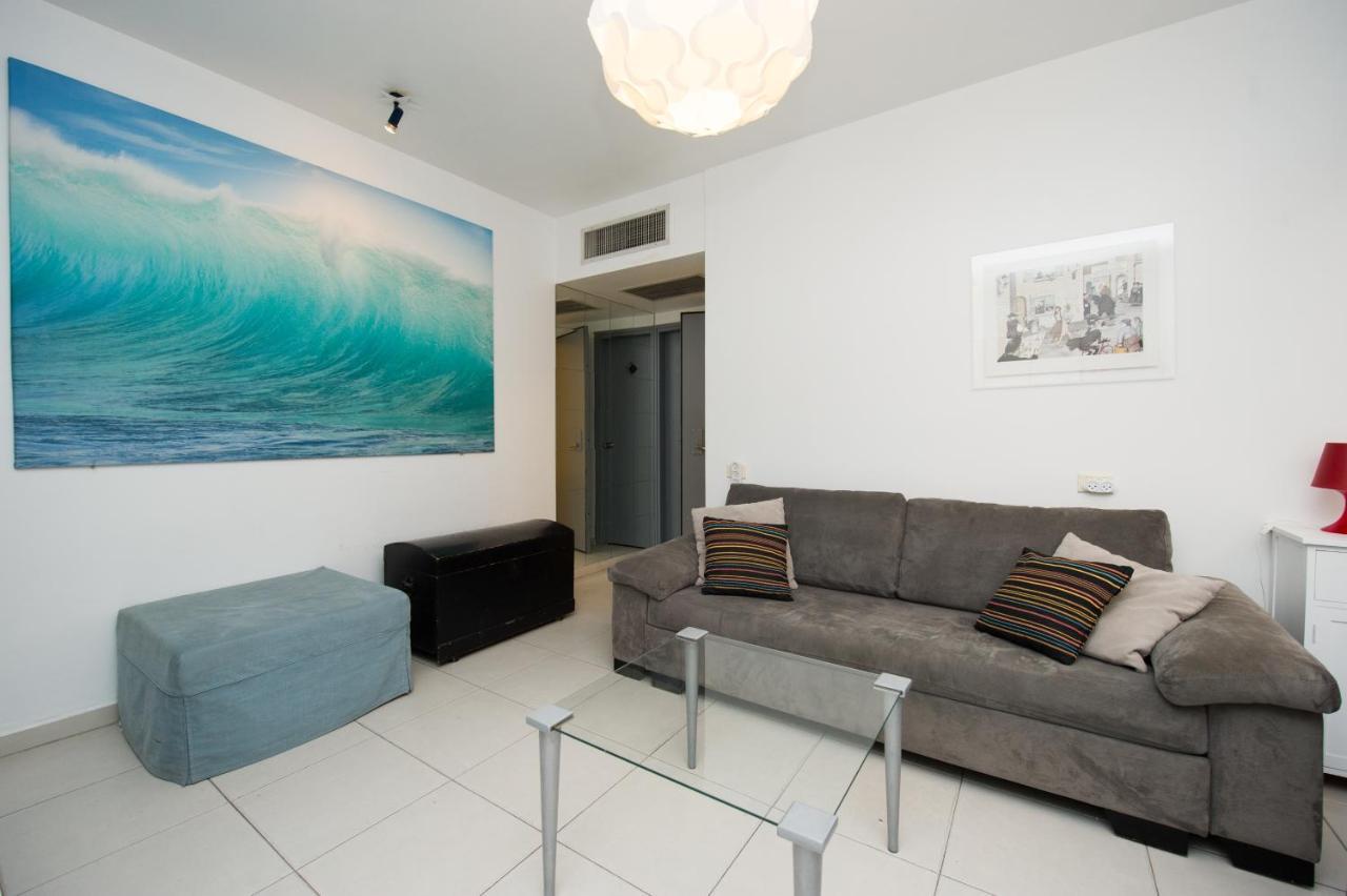 Sea Suites Tel Aviv Esterno foto